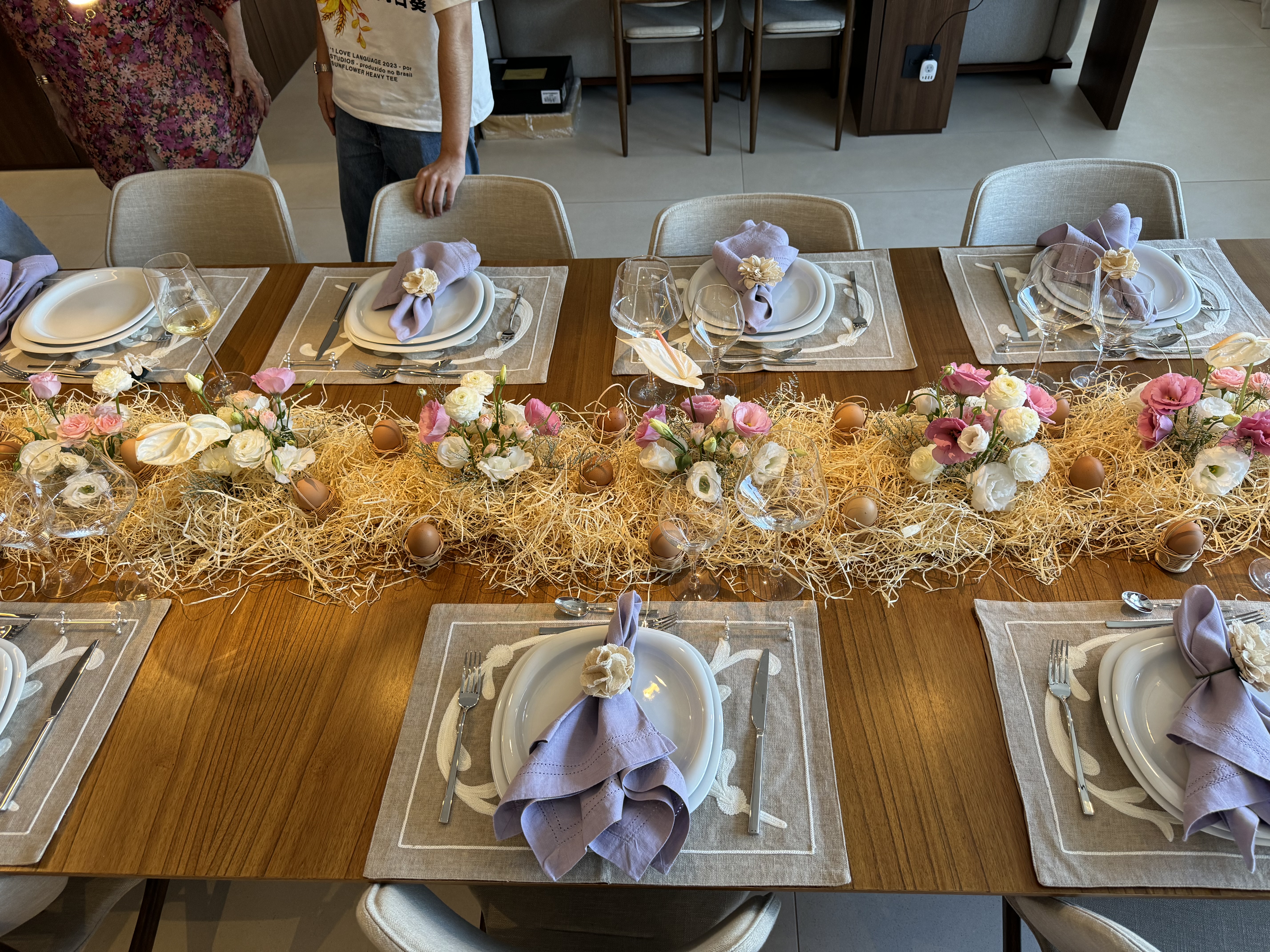 Spring Easter table setting